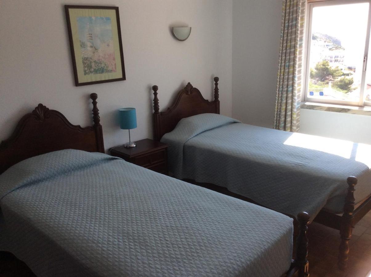 Apartamentos Salema Praia Club Buitenkant foto