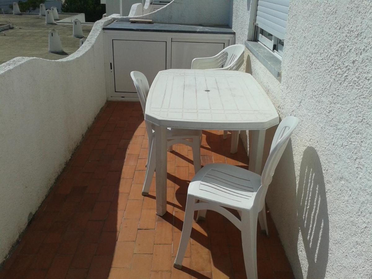 Apartamentos Salema Praia Club Buitenkant foto