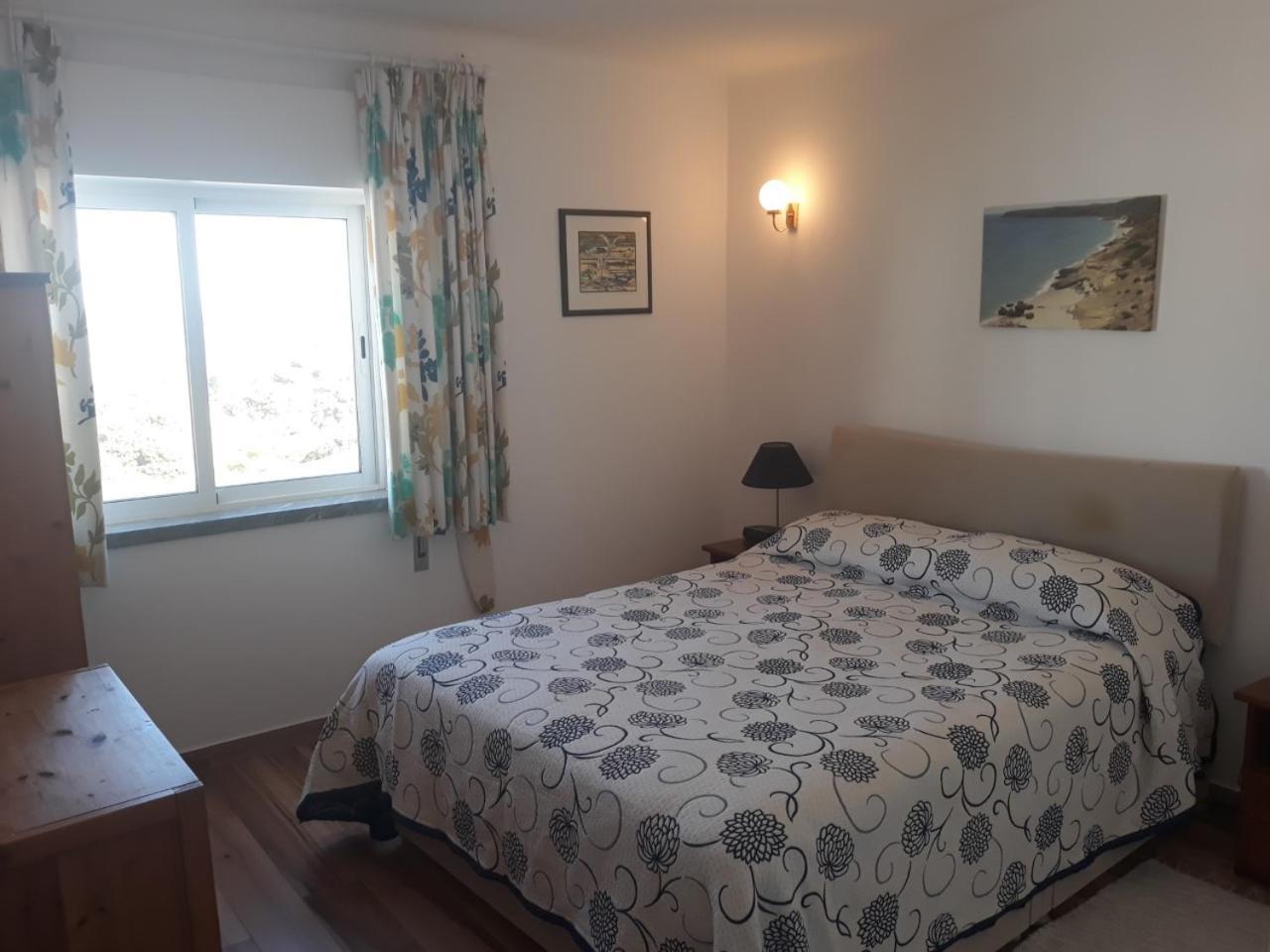 Apartamentos Salema Praia Club Buitenkant foto
