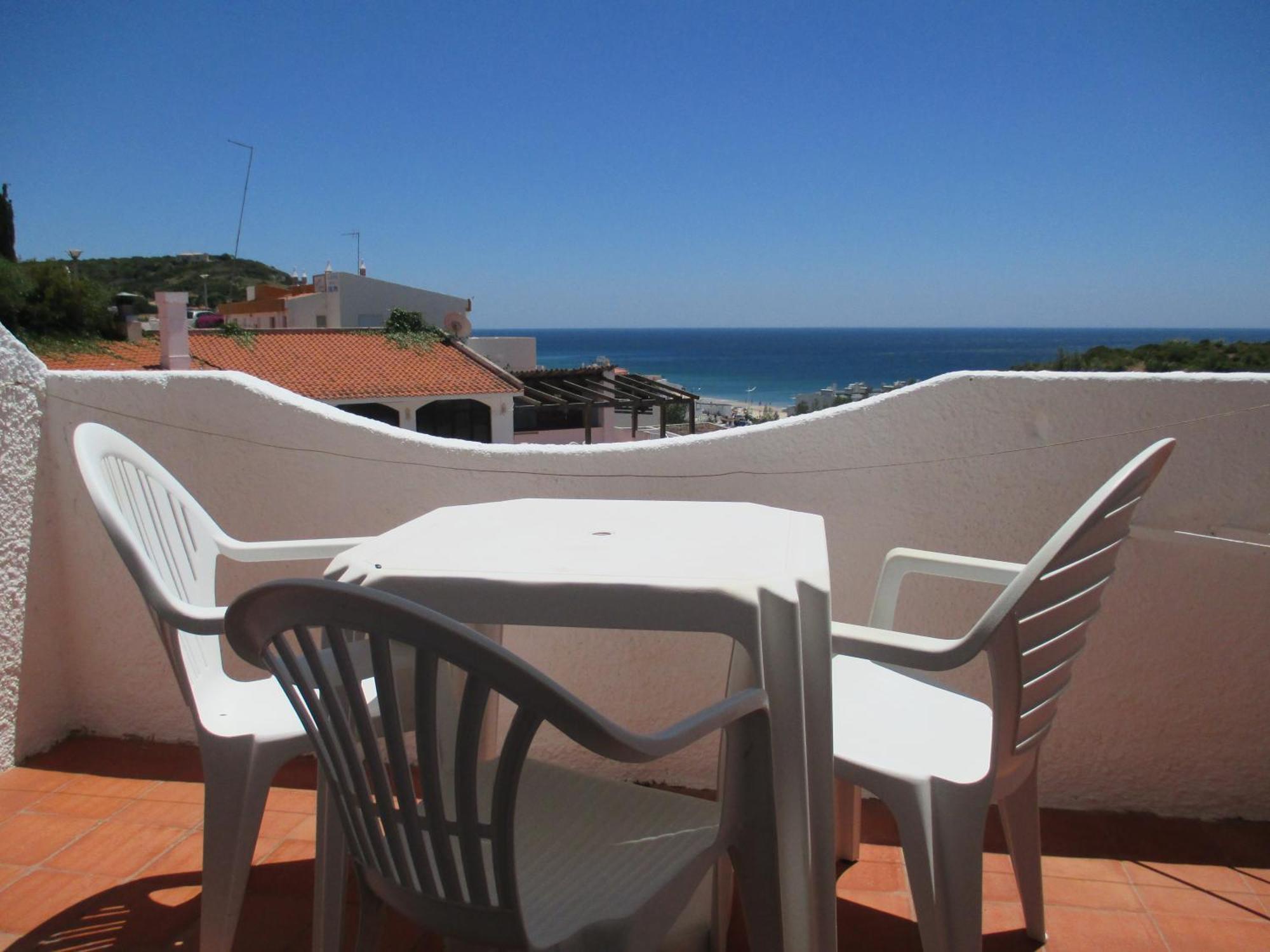 Apartamentos Salema Praia Club Buitenkant foto