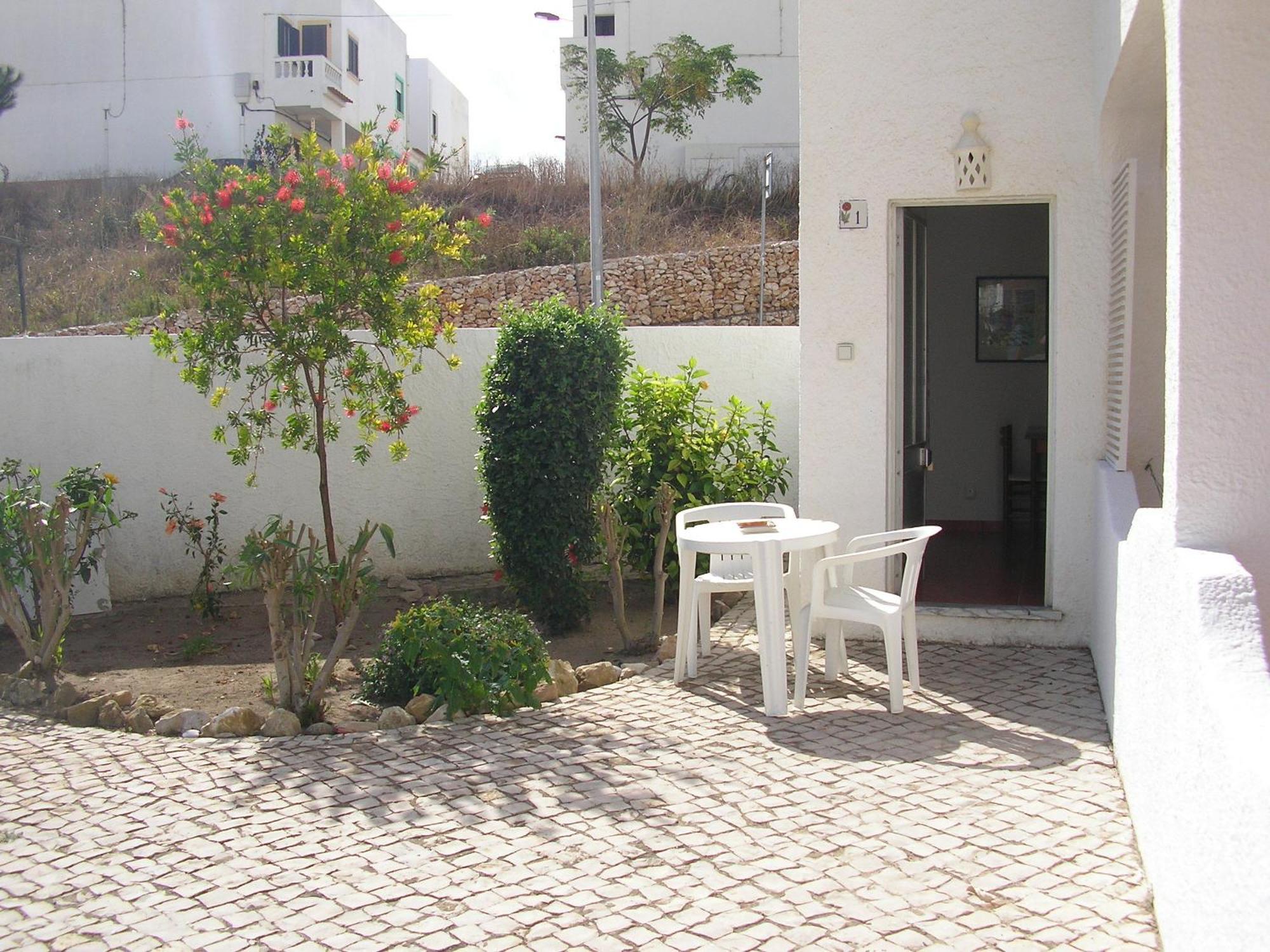 Apartamentos Salema Praia Club Buitenkant foto